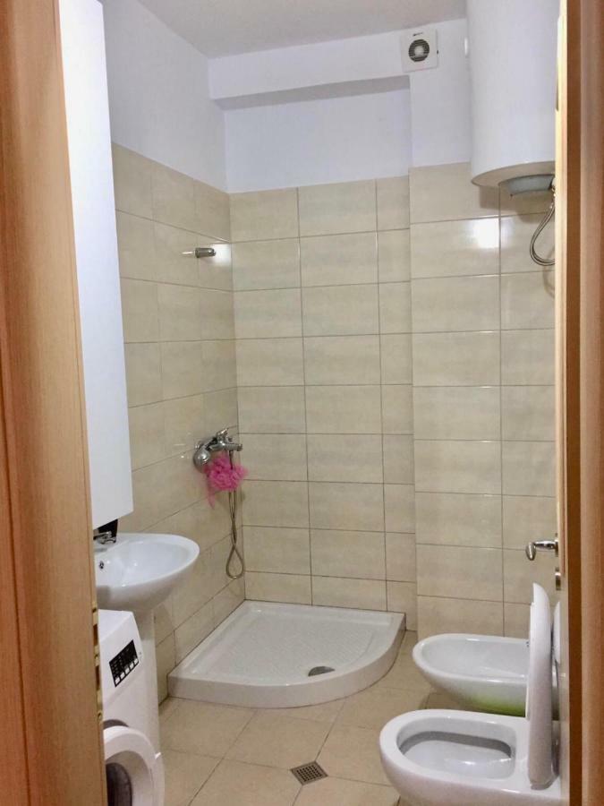 Residence David Vlorë エクステリア 写真
